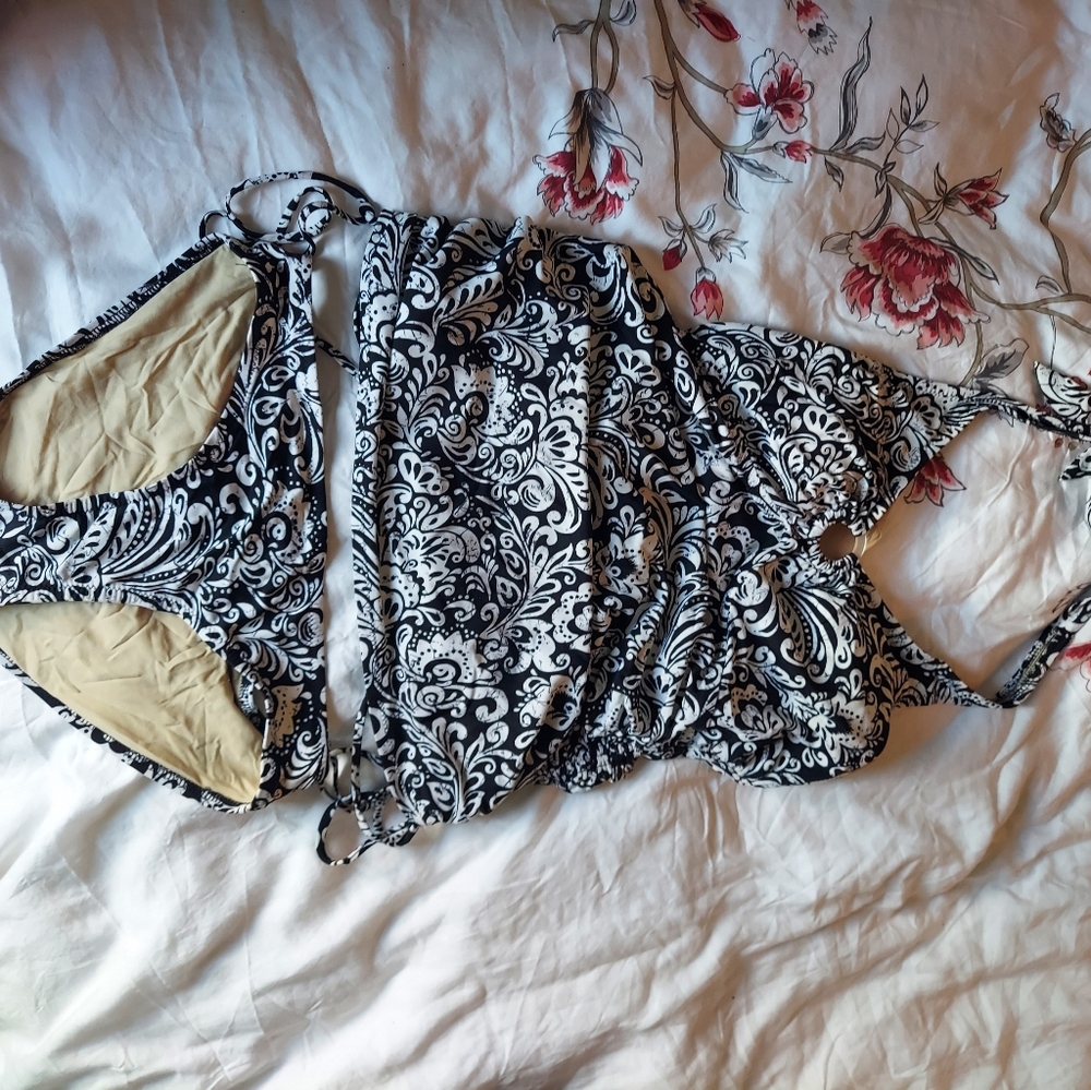 Maternity tank-ini bikini bottoms/halter top - Pea in the Pod - sz M